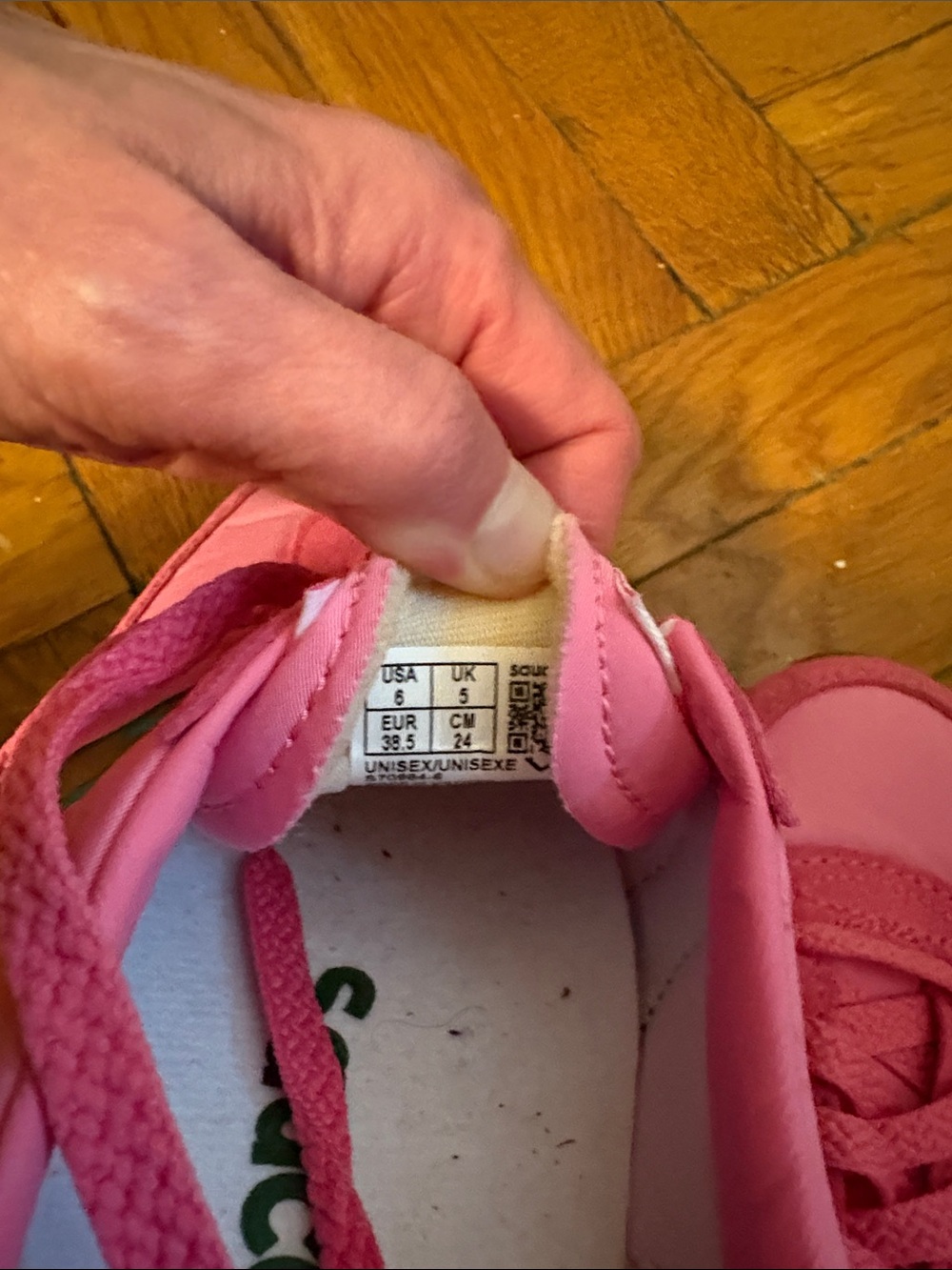 Saucony Sneakers - Picture 5 of 6